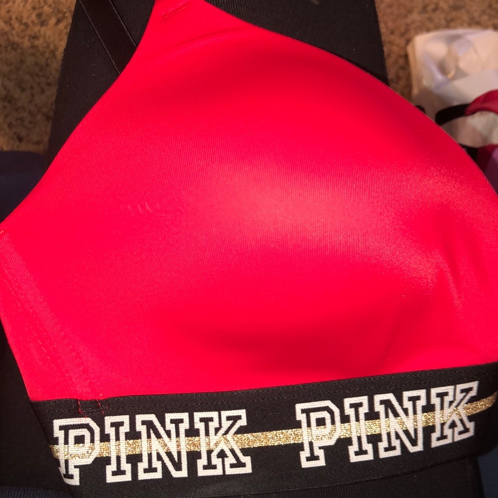 VS Pink bra
